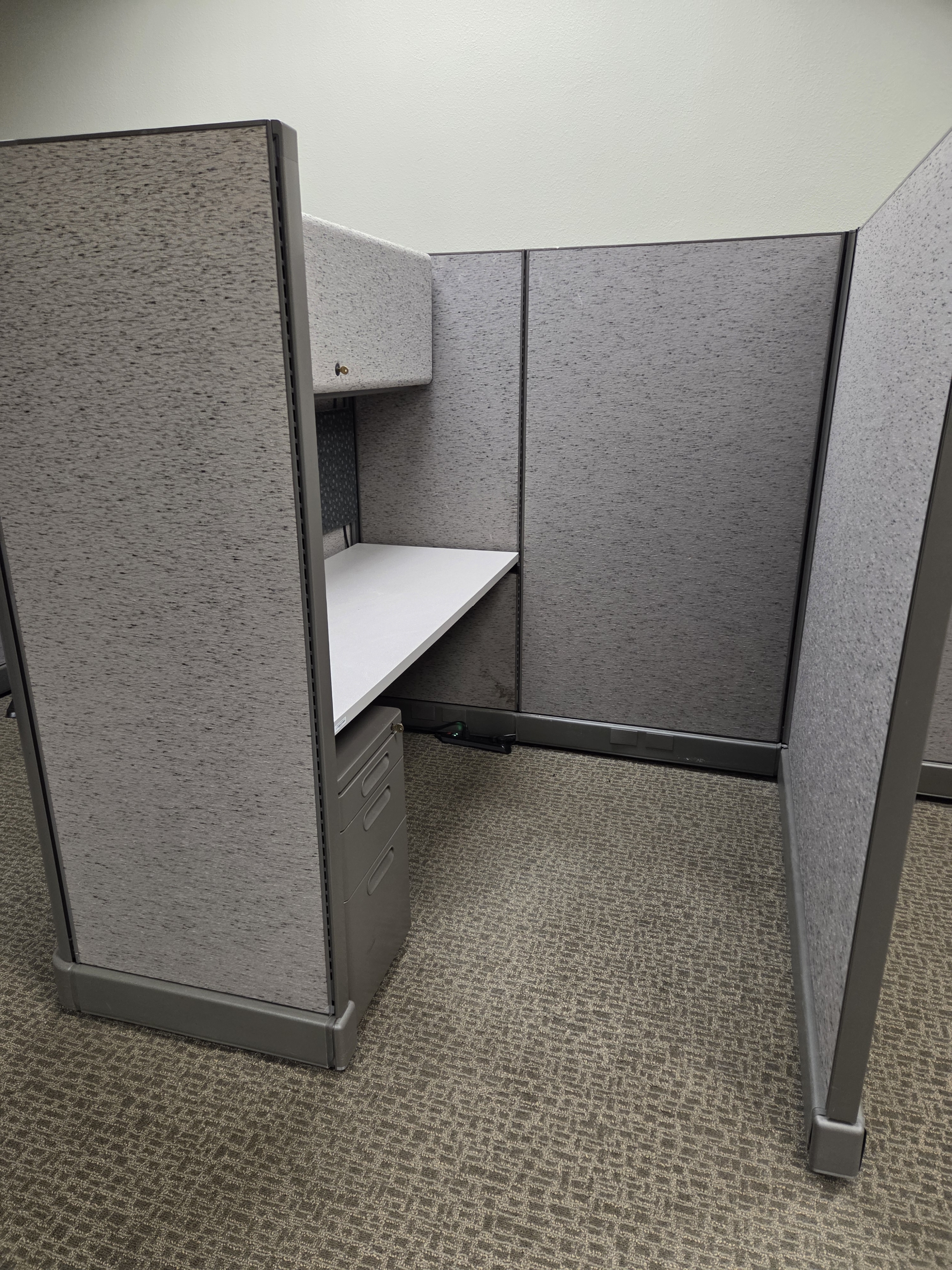 6901 Southwest 24th Avenue - FL2 - DESK 1